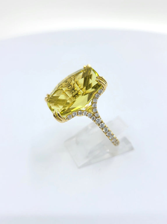 Lemon Quartz Ringpop