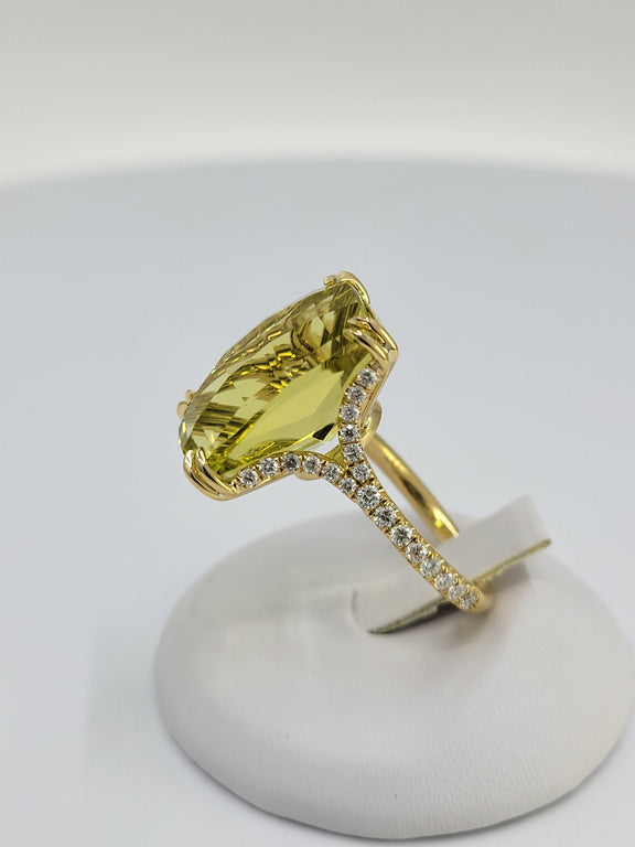 Lemon Quartz Ringpop